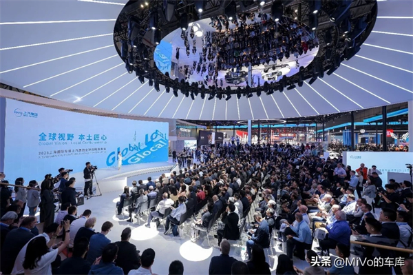 上汽破殼重生，一路向“新”而行